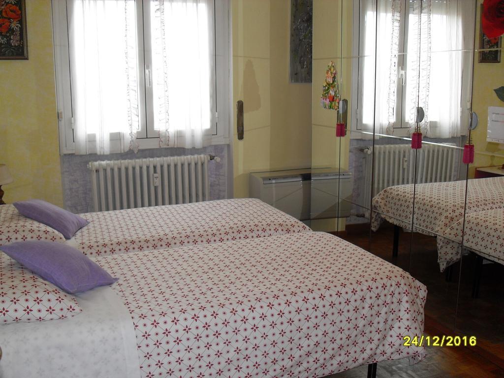 Milan House Ξενοδοχείο Εξωτερικό φωτογραφία